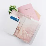 accessoire de voyage protège-passeport carte du monde