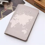 étui à passeport carte du monde