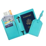 portefeuille et étiquette de valise assortis