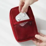 rangement pratique pour câbles et chargeurs