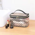 trousse de maquillage transparente cœurs