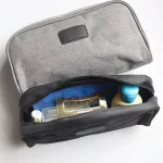 trousse de toilette avec initiales pour homme